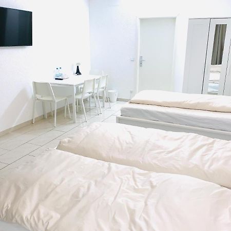 Gemuetliches Zimmer 20 Min Vom Frankfurt Hbf 1 Langen  Luaran gambar